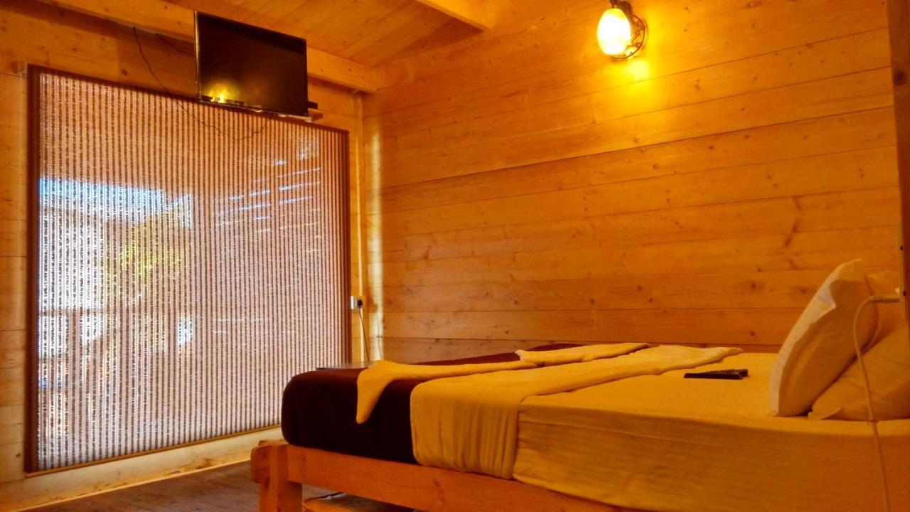 Klub Khavana- The Exclusive Beachfront Resort Vengurla Exteriör bild