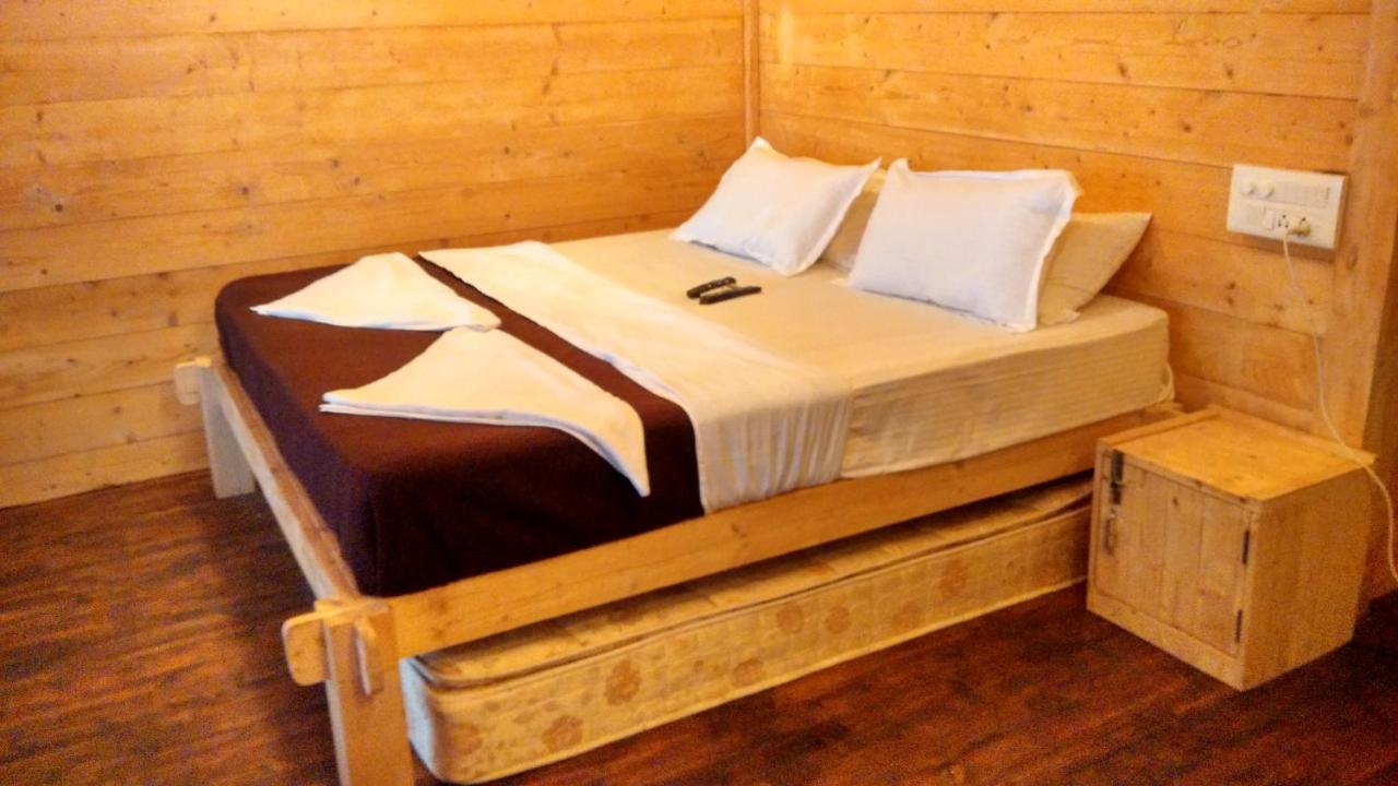 Klub Khavana- The Exclusive Beachfront Resort Vengurla Exteriör bild